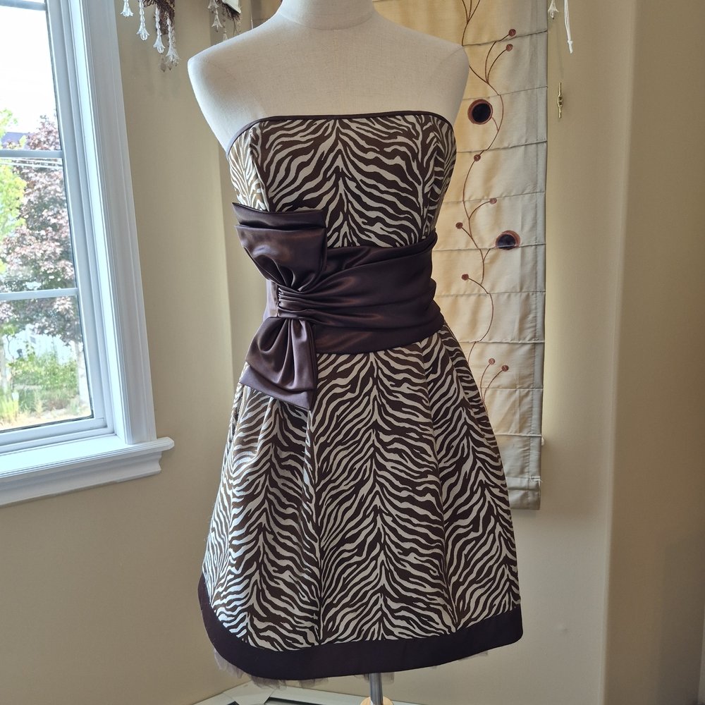 Jessica McClintock Brown Zebra Strapless Dress